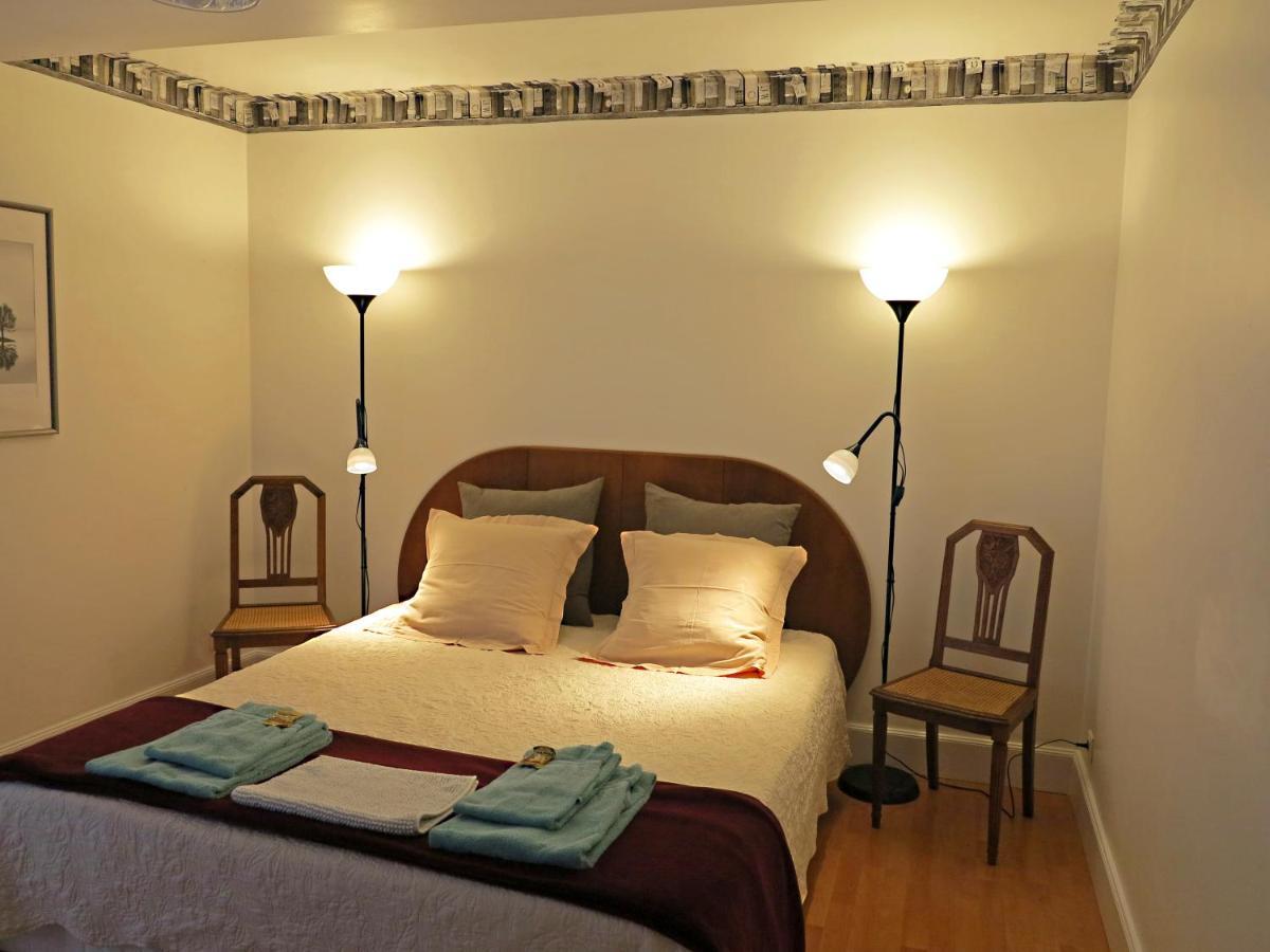 Bed and Breakfast La Ferme De La Fosse Dionne Tonnerre Exterior foto